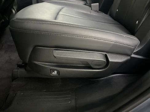 Used 2025 Kia Sorento EX FWD image 58