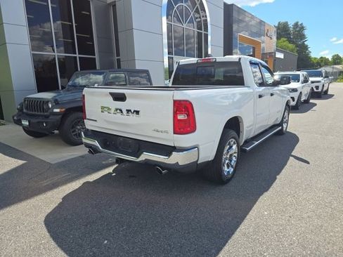 Used 2025 RAM 1500 Big Horn AWD/4WD image 7
