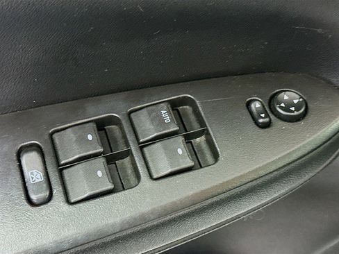 Used 2013 Chevrolet Impala LTZ image 17