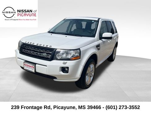 Used 2014 Land Rover LR2 AWD/4WD image 1