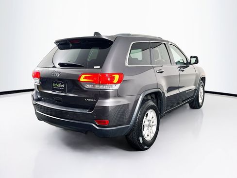 Used 2018 Jeep Grand Cherokee Laredo image 9