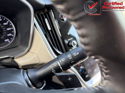 Used 2022 Subaru Outback Limited AWD/4WD image 67