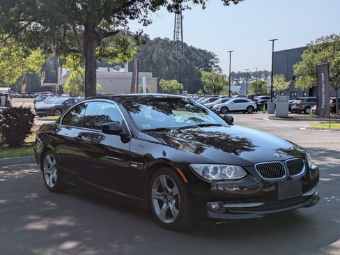 Used 2013 BMW 335i Convertible RWD image 3