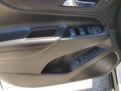 Used 2022 Chevrolet Equinox Premier AWD/4WD image 20
