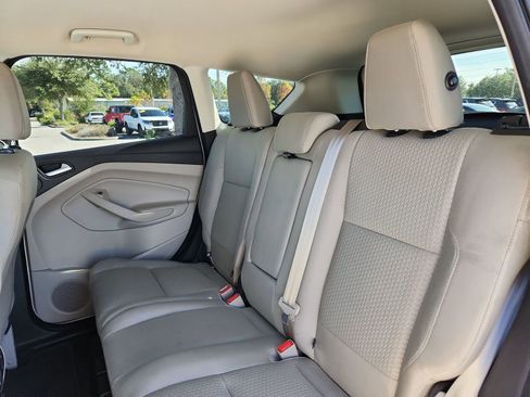 Used 2017 Ford Escape SE w/ Equipment Group 201A image 16