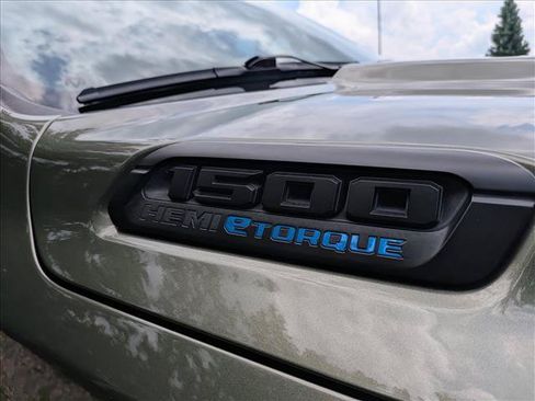 Used 2021 RAM 1500 Big Horn AWD/4WD image 12