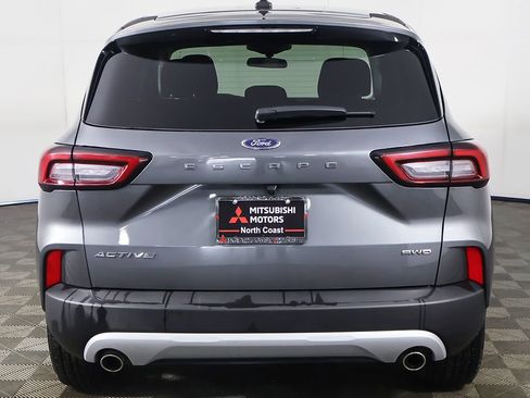 Used 2024 Ford Escape Active AWD/4WD image 12
