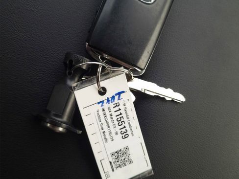 Used 2024 MAZDA CX-90 3.3 Turbo w/ Preferred Plus image 18