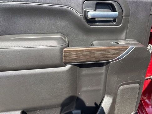 Used 2021 Chevrolet Silverado 1500 LT Trail Boss w/ Convenience Package II image 33