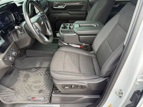 Used 2024 Chevrolet Silverado 2500 LT AWD/4WD image 10