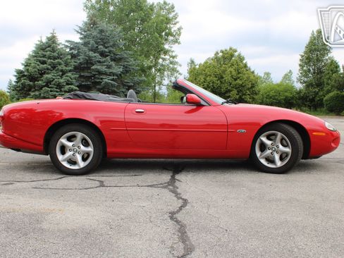 Used 2000 Jaguar XK8 Convertible RWD image 32