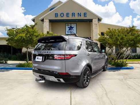 Used 2020 Land Rover Discovery Landmark image 5