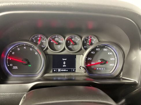Used 2020 Chevrolet Silverado 1500 Custom Trail Boss w/ Custom Convenience Package AWD/4WD image 25