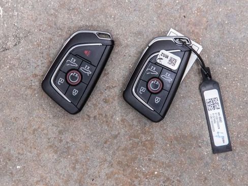 Used 2025 Chevrolet Corvette Z06 w/ Stealth Interior Trim Package image 55