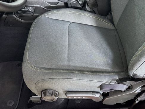 Used 2025 Jeep Wrangler Sport image 18