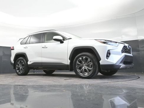 Used 2023 Toyota RAV4 Limited AWD/4WD image 25