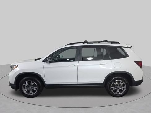 Used 2023 Honda Passport TrailSport image 14