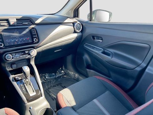 New 2025 Nissan Versa SR image 21