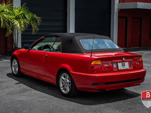 Used 2004 BMW 325Ci Convertible RWD image 24