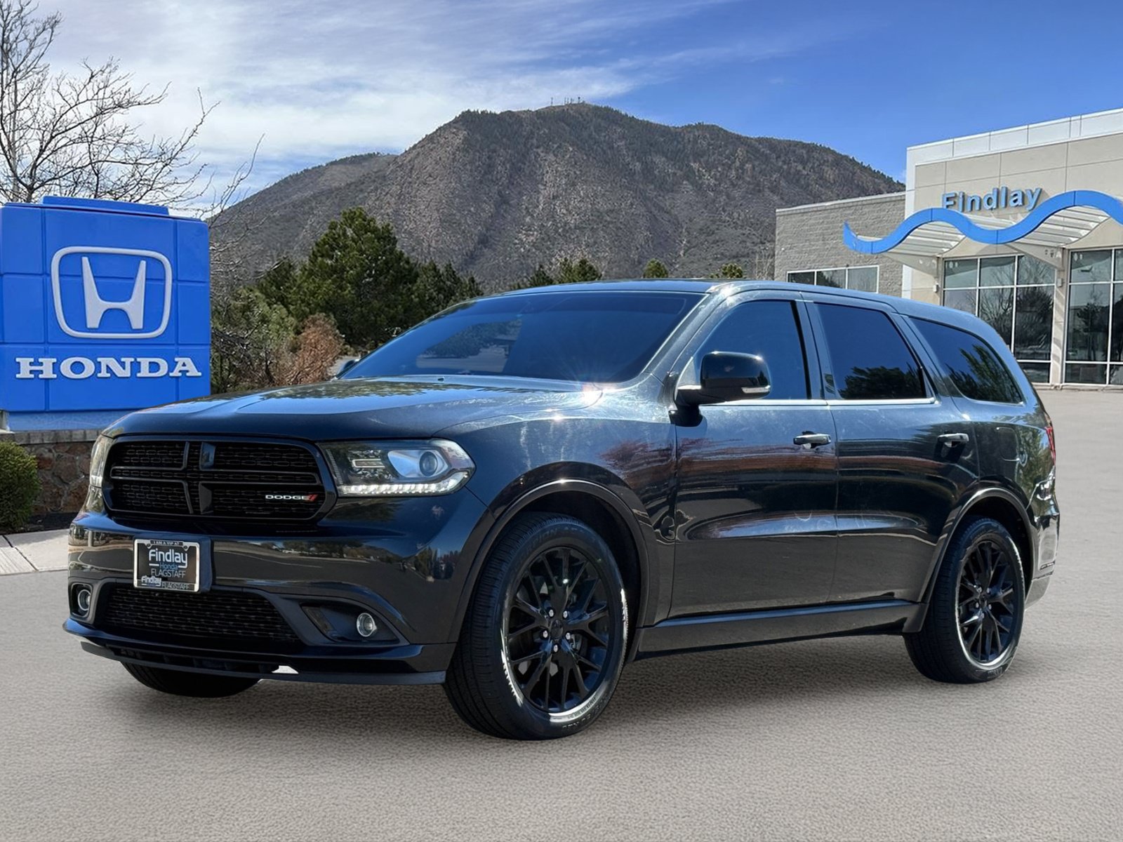 Used 2016 Dodge Durango R/T w/ Trailer Tow Group IV AWD/4WD image 2