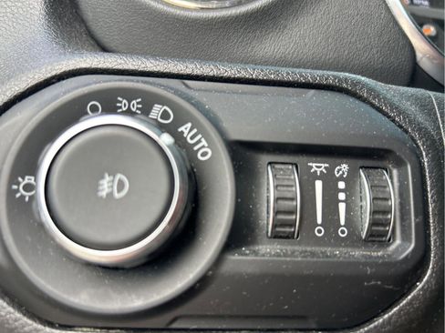 Certified 2021 Jeep Wrangler Unlimited Sahara image 15