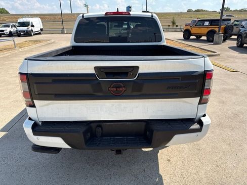 Used 2026 Nissan Frontier Pro-X w/ Tow Package RWD image 9