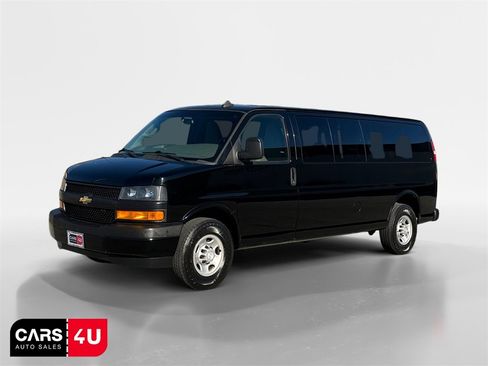 Used 2019 Chevrolet Express 3500 LS image 3