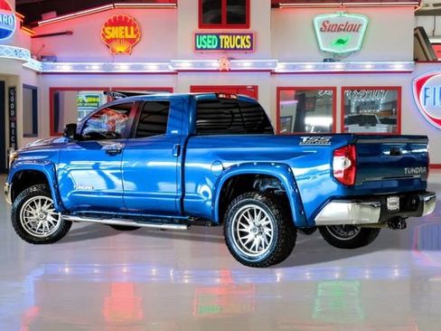 Used 2018 Toyota Tundra SR5 image 4