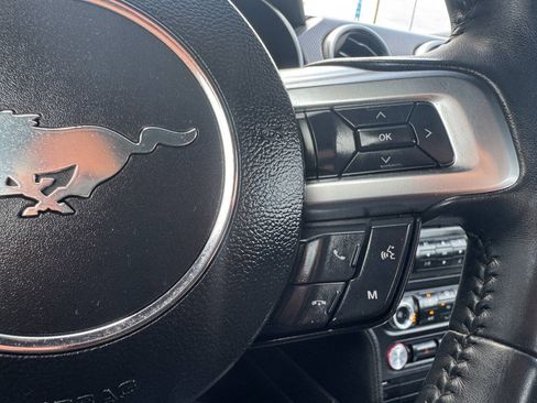 Used 2018 Ford Mustang GT RWD image 18