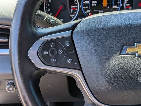 Used 2022 Chevrolet Traverse Premier AWD/4WD image 20