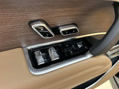 New 2026 Land Rover Range Rover SE AWD/4WD image 10