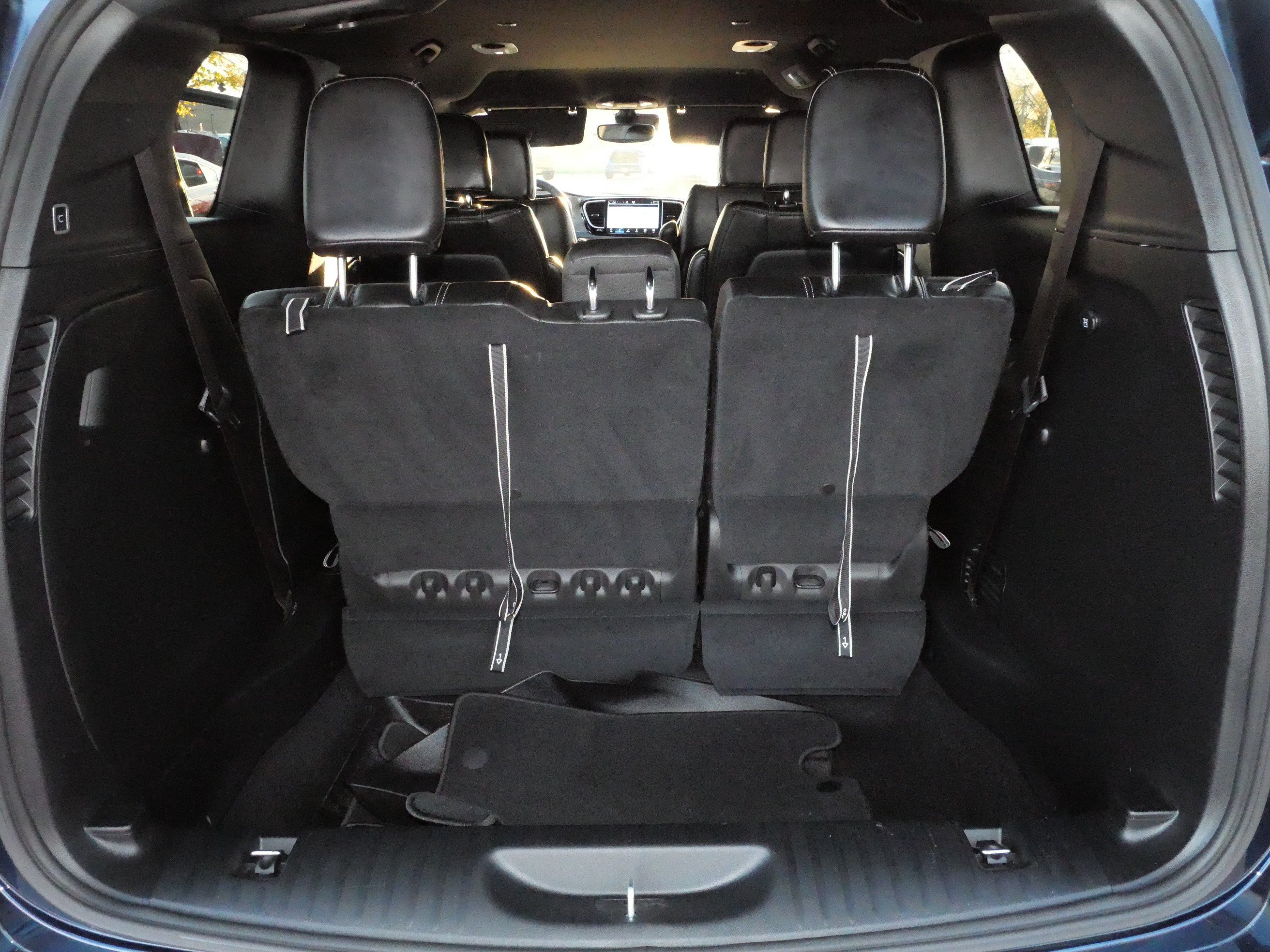 Used 2025 Chrysler Pacifica Select FWD image 20