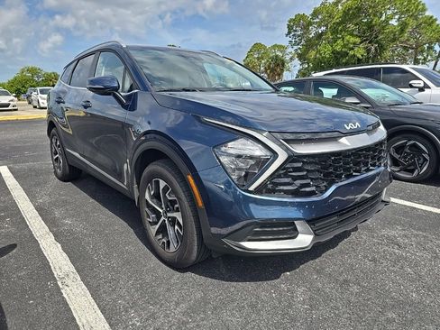 Certified 2023 Kia Sportage EX AWD/4WD image 2