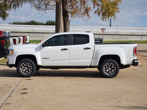 Used 2022 GMC Canyon AT4 w/ Trailering Package image 4