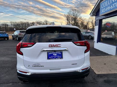 Used 2020 GMC Terrain SLT w/ Preferred Package image 6