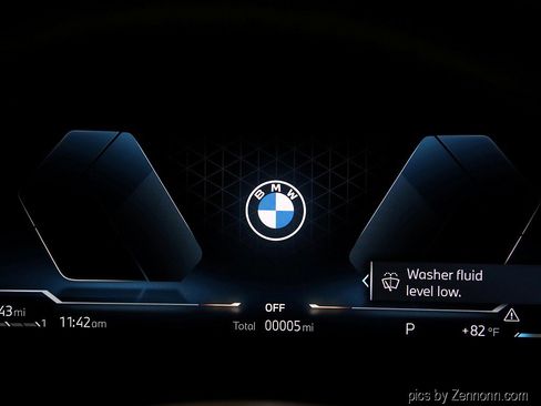 Used 2025 BMW X1 xDrive28i w/ Technology Package image 17