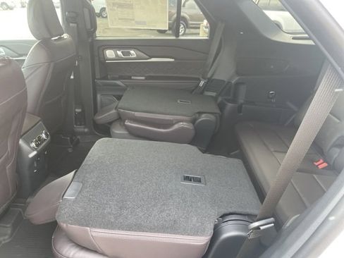 New 2026 Ford Explorer Platinum w/ LUX Leather Package image 62