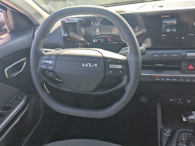 New 2026 Kia K4 FWD image 17