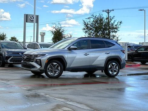 Used 2025 Hyundai Tucson SEL AWD/4WD image 2