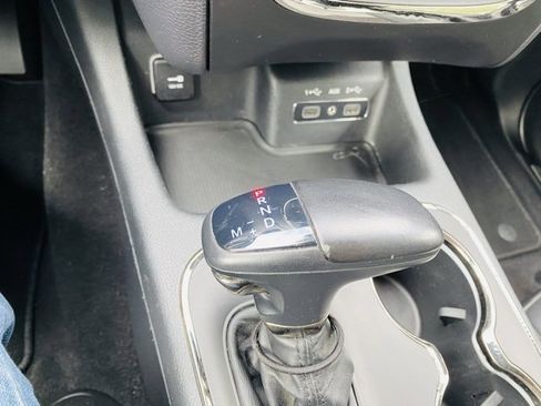 Used 2020 Dodge Durango GT image 38