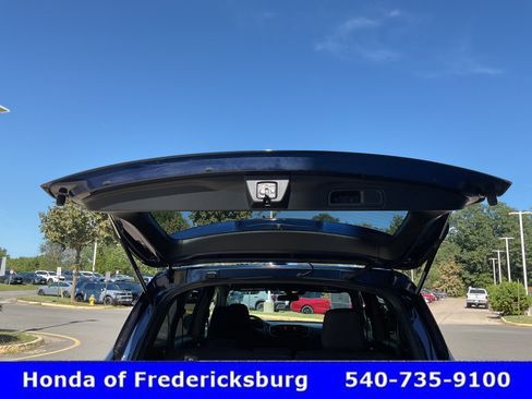 Used 2022 Honda Pilot Sport image 17