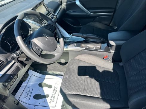 Used 2024 Mitsubishi Eclipse Cross ES AWD/4WD image 12