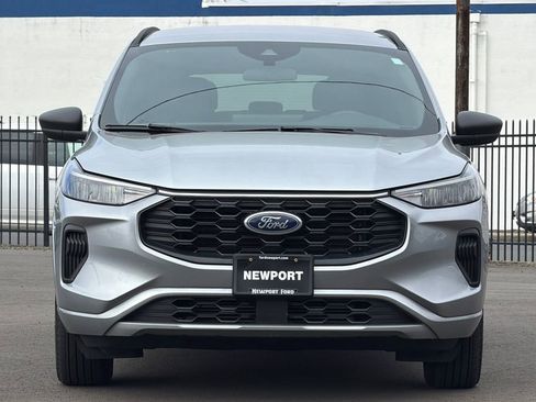 Certified 2023 Ford Escape ST-Line w/ Tech Pack #1 AWD/4WD image 8