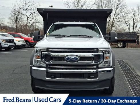 Certified 2022 Ford F550 2WD Regular Cab Super Duty w/ XLT Value Package image 3