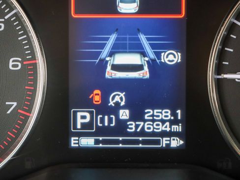 Used 2023 Subaru Crosstrek 2.5i Limited w/ Moonroof Package image 16