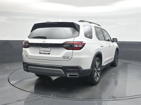 Used 2023 Honda Pilot Elite image 24