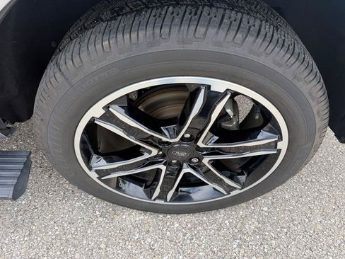 Used 2020 Ford Expedition Limited w/ Equipment Group 303A RWD image 22