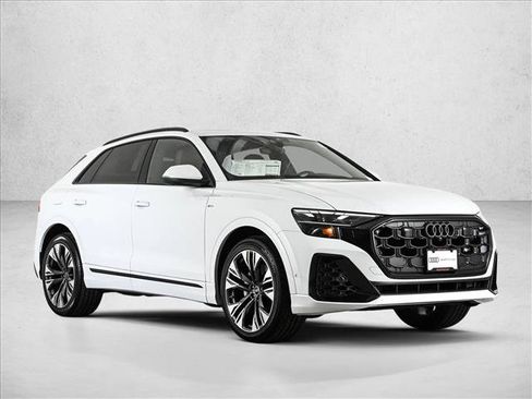 New 2026 Audi Q8 Premium Plus AWD/4WD image 3