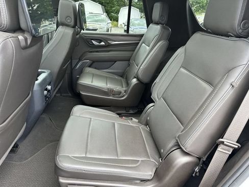 Used 2021 GMC Yukon Denali w/ Denali Premium Package RWD image 27