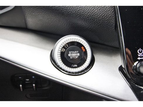 Used 2024 Jeep Wagoneer Series II AWD/4WD image 25